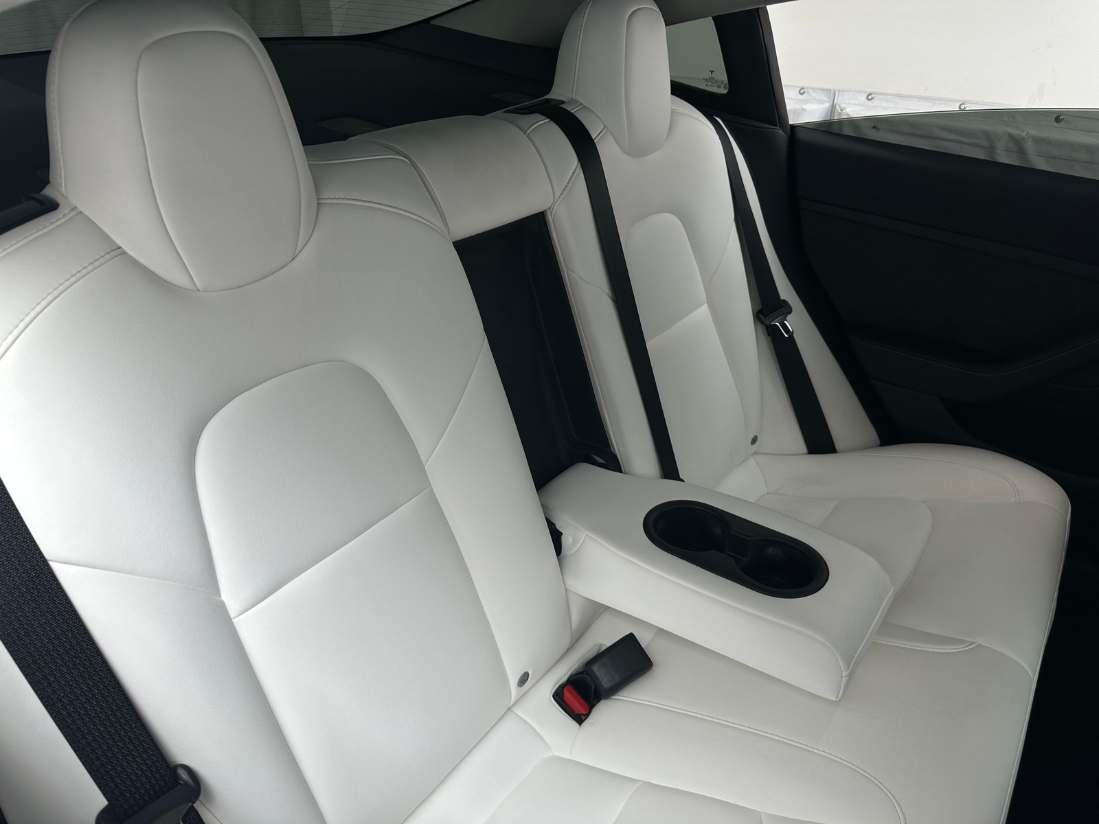 Thumbnail: 2022 Tesla Model 3 - 5