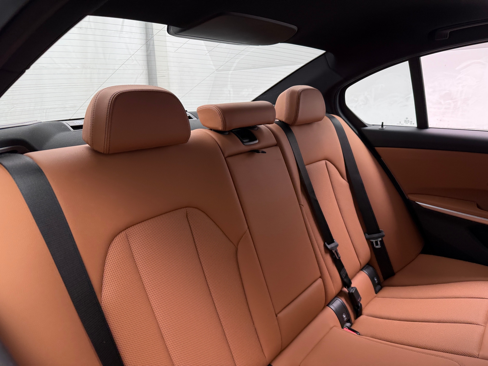 Thumbnail: 2024 BMW 3 Series - 5