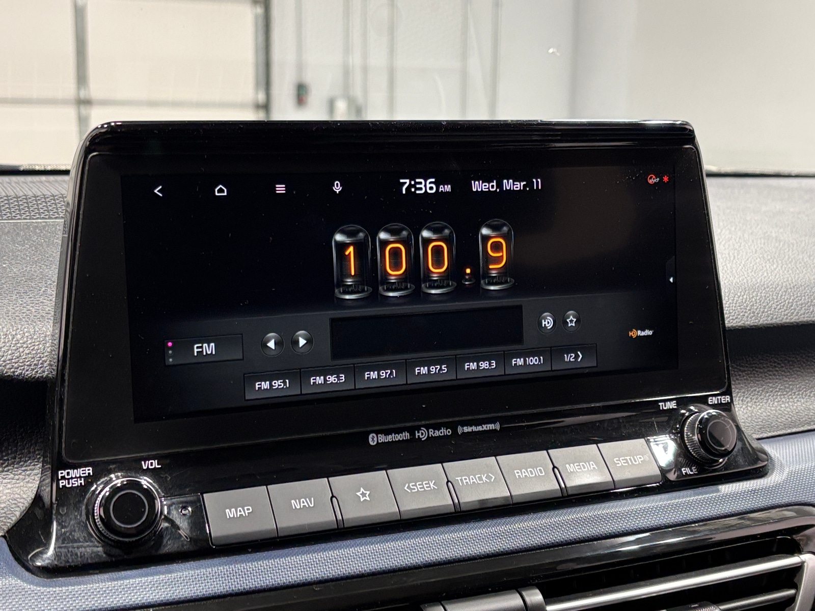 Thumbnail: 2022 Kia Seltos - 4