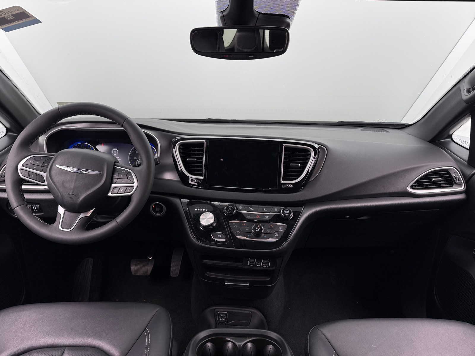 Thumbnail: 2025 Chrysler Pacifica - 2