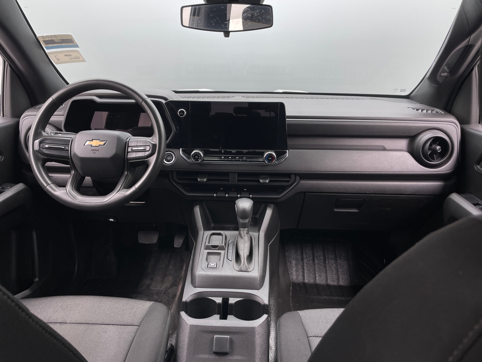 Thumbnail: 2023 Chevrolet Colorado - 3