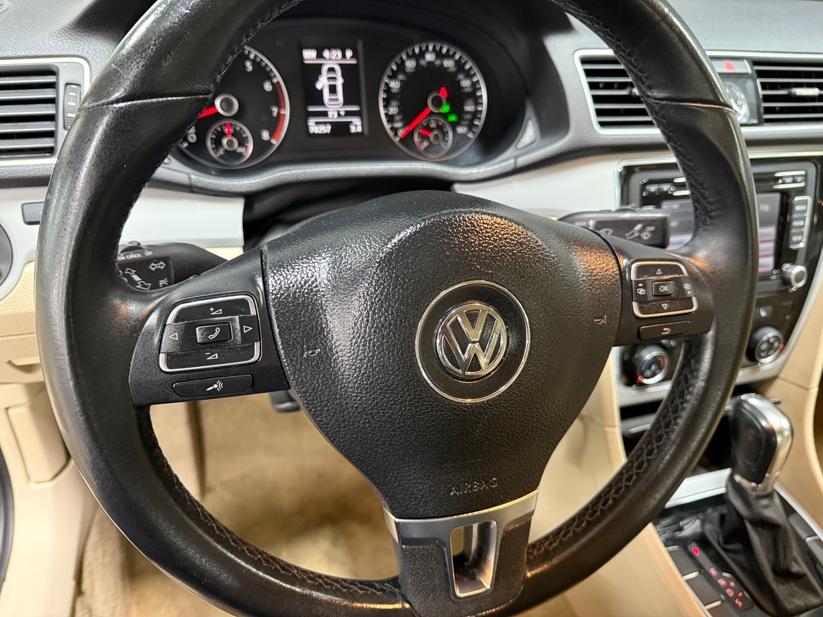 Thumbnail: 2014 Volkswagen Passat - 5