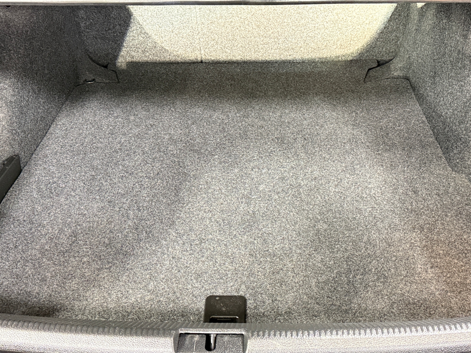 Thumbnail: 2014 Volkswagen Passat - 7