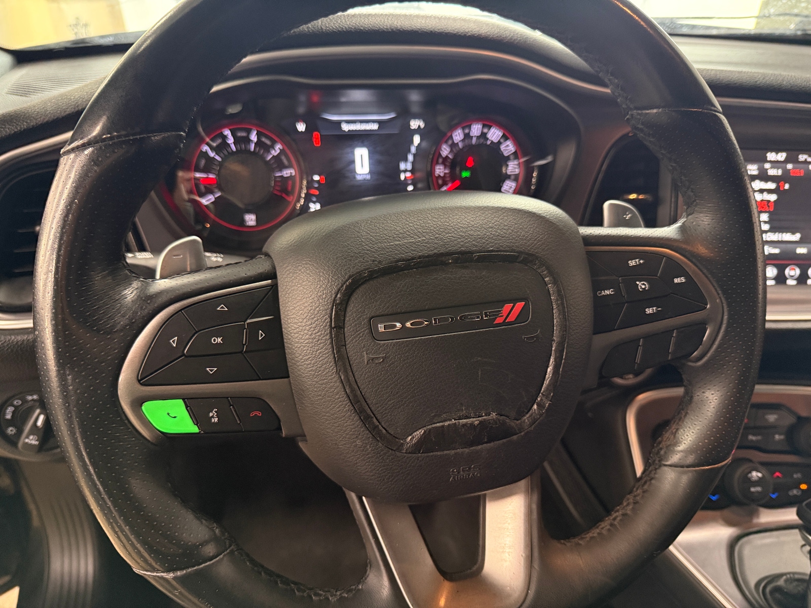 Thumbnail: 2019 Dodge Challenger - 4