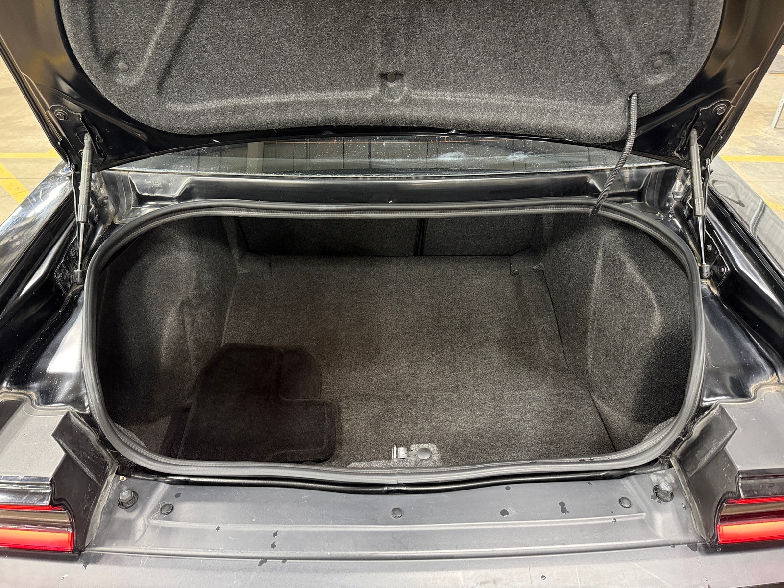 Thumbnail: 2019 Dodge Challenger - 5