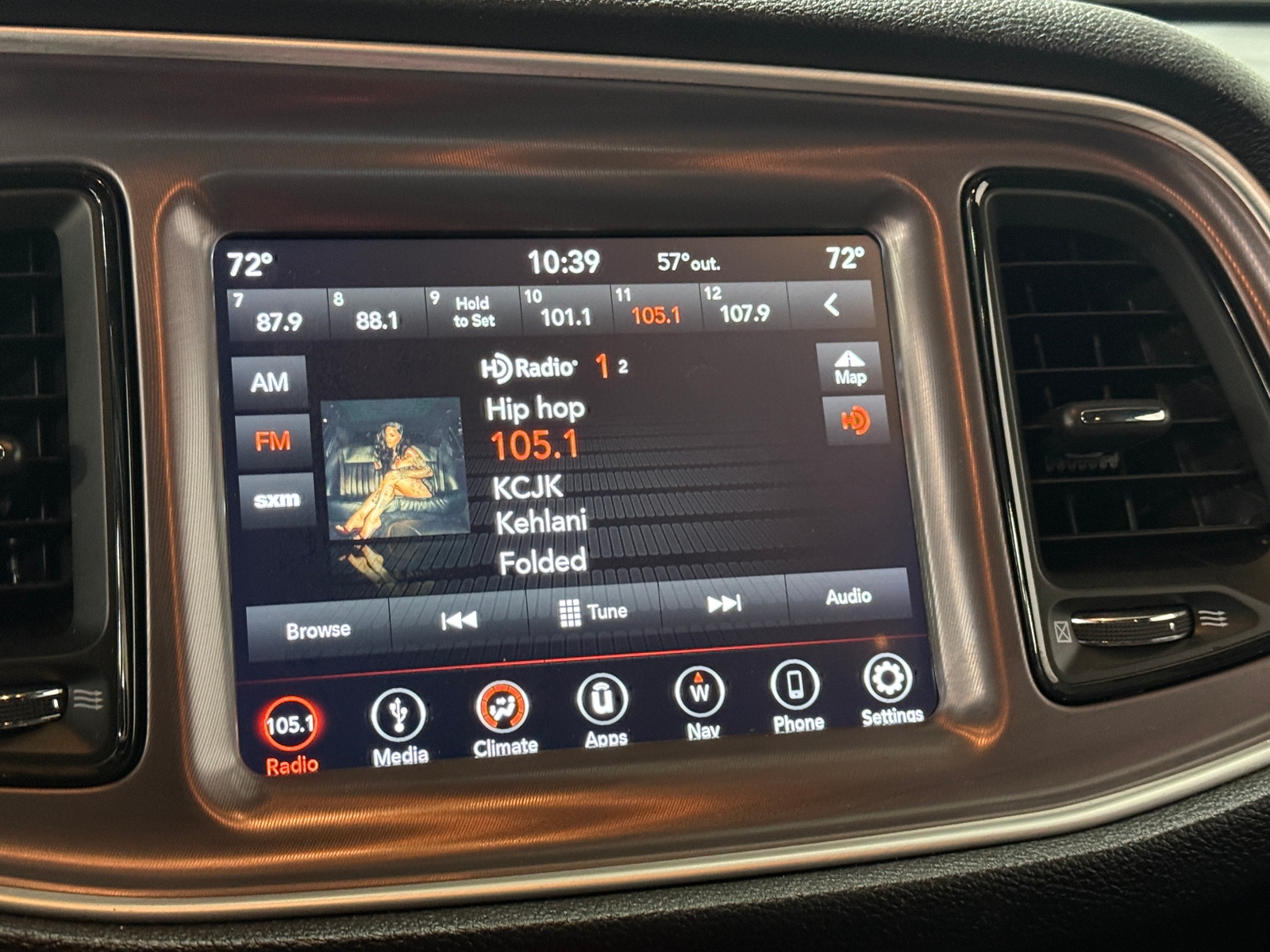 Thumbnail: 2019 Dodge Challenger - 3