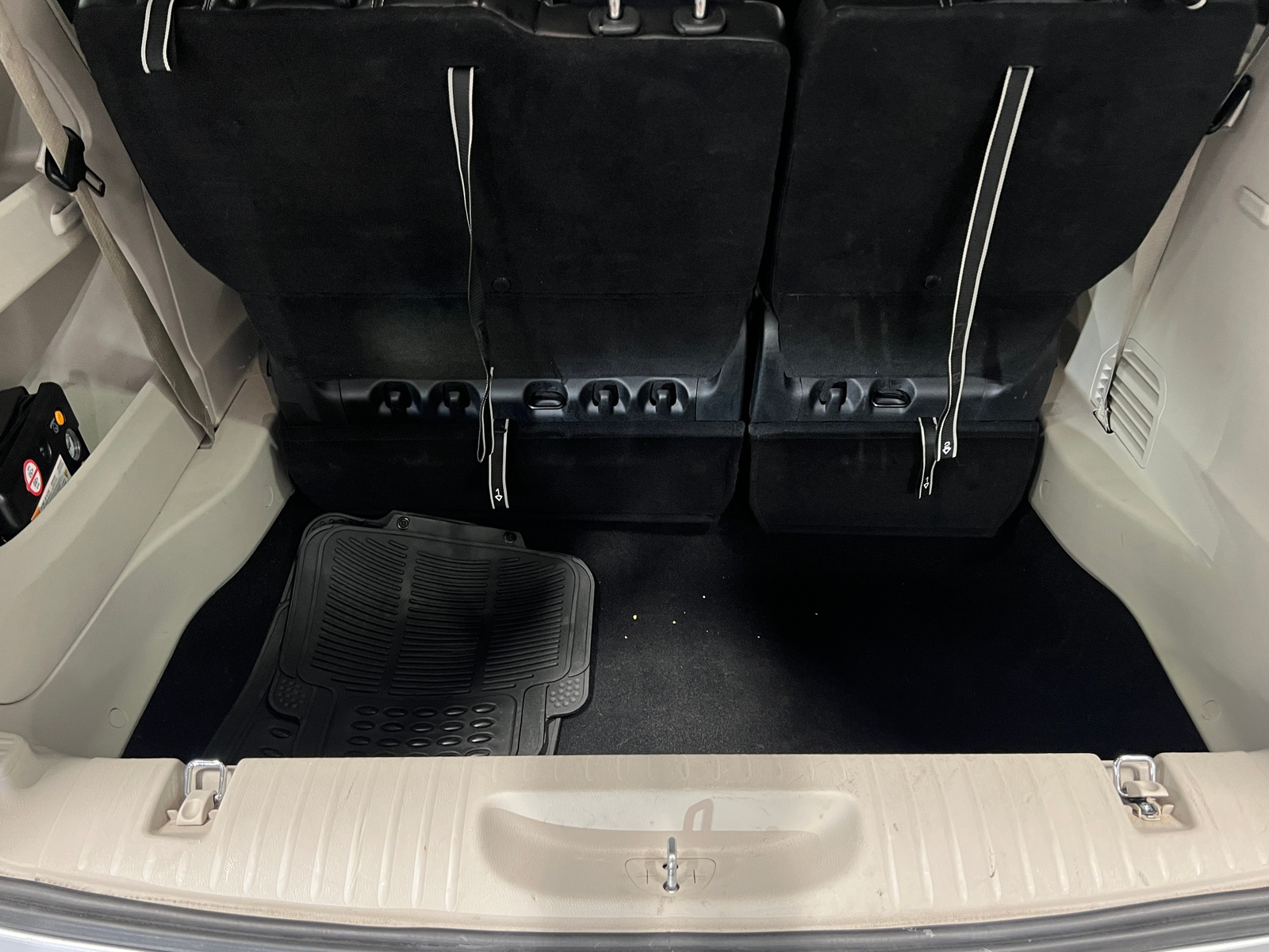 Thumbnail: 2024 Chrysler Pacifica - 6