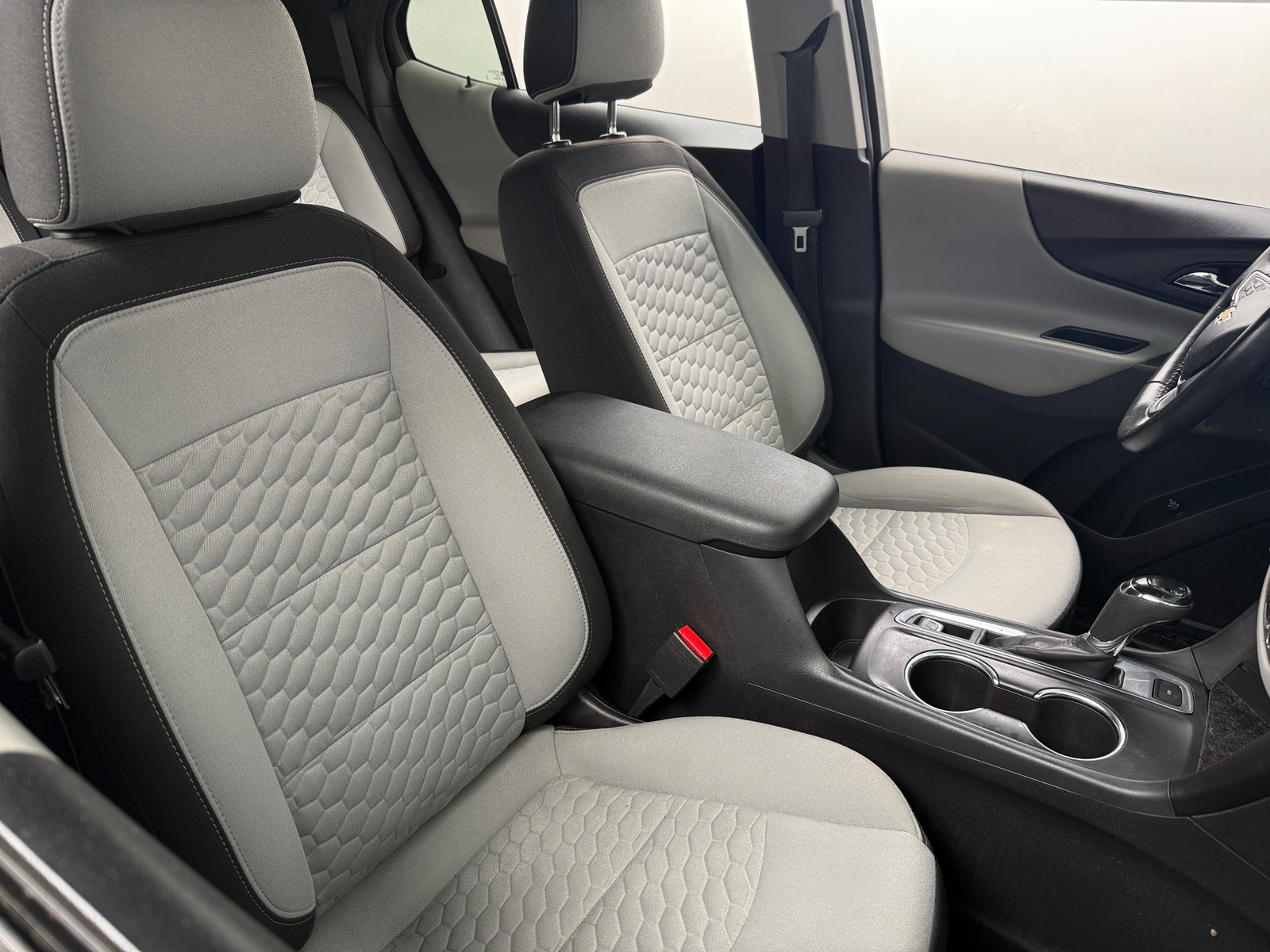 Thumbnail: 2021 Chevrolet Equinox - 2