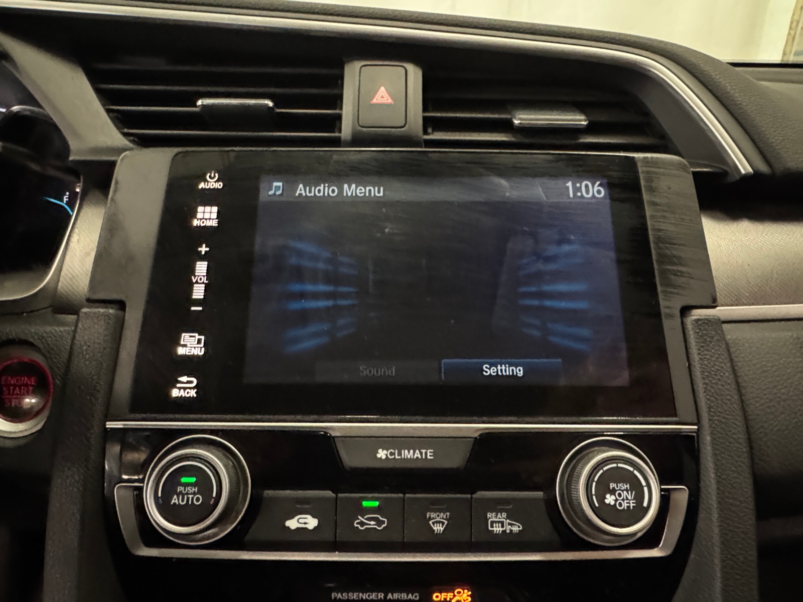 Thumbnail: 2016 Honda Civic - 4