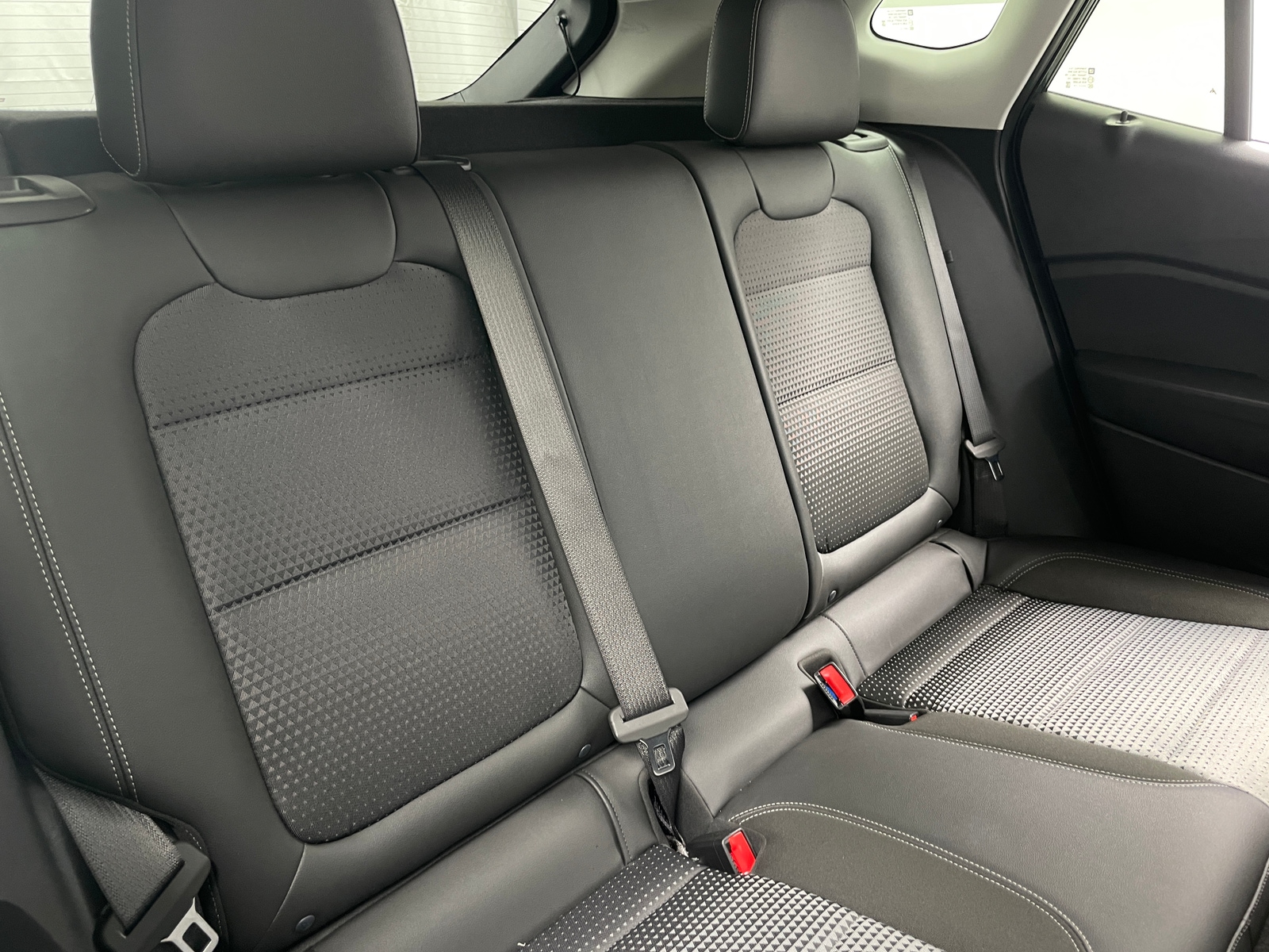 Thumbnail: 2025 Chevrolet Trax - 6