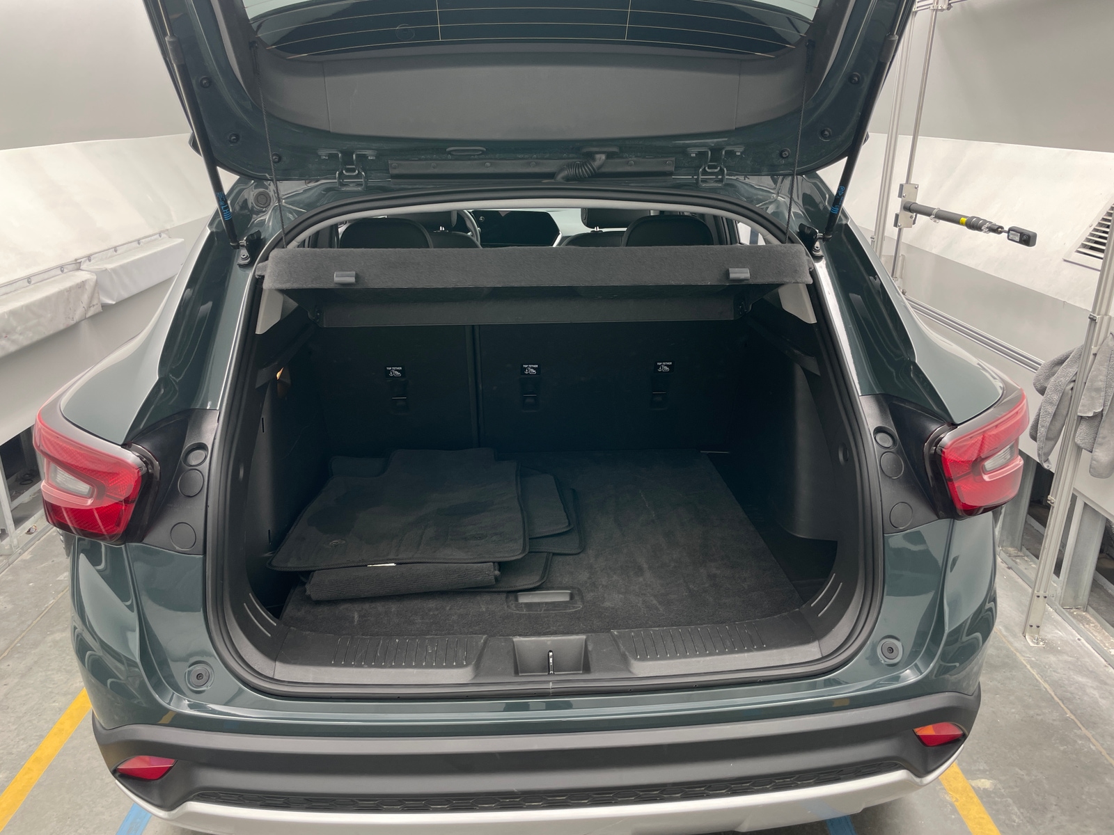 Thumbnail: 2025 Chevrolet Trax - 7