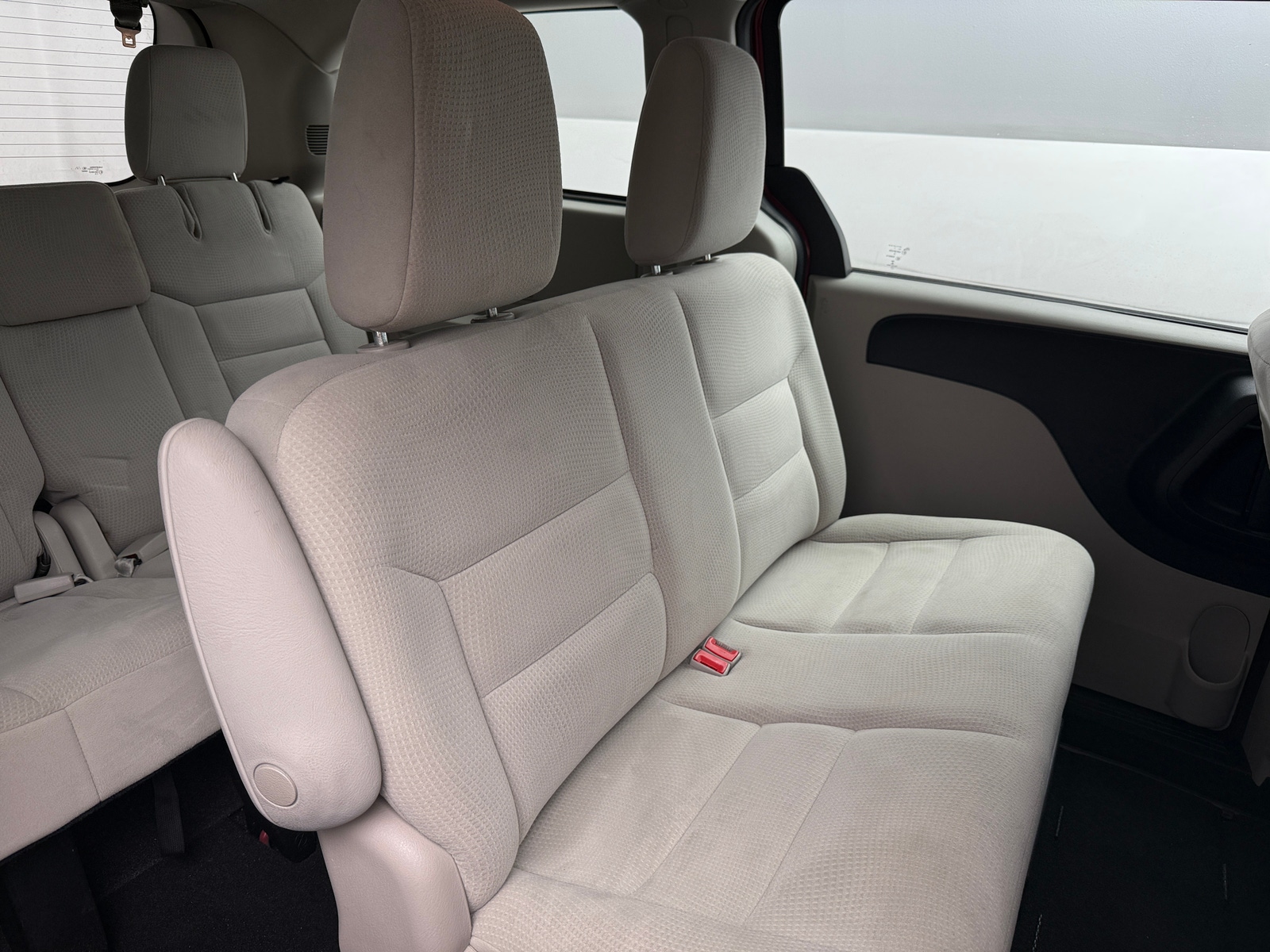 Thumbnail: 2015 Dodge Grand Caravan - 6