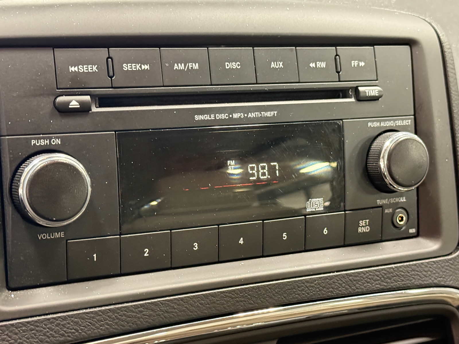 Thumbnail: 2015 Dodge Grand Caravan - 4