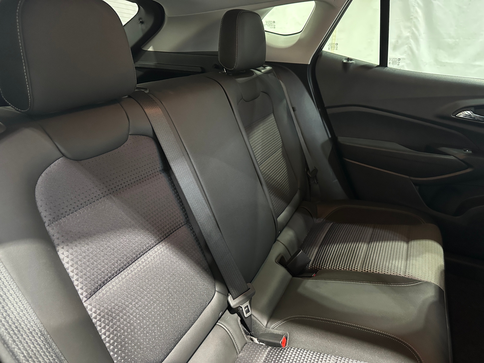 Thumbnail: 2025 Chevrolet Trax - 6