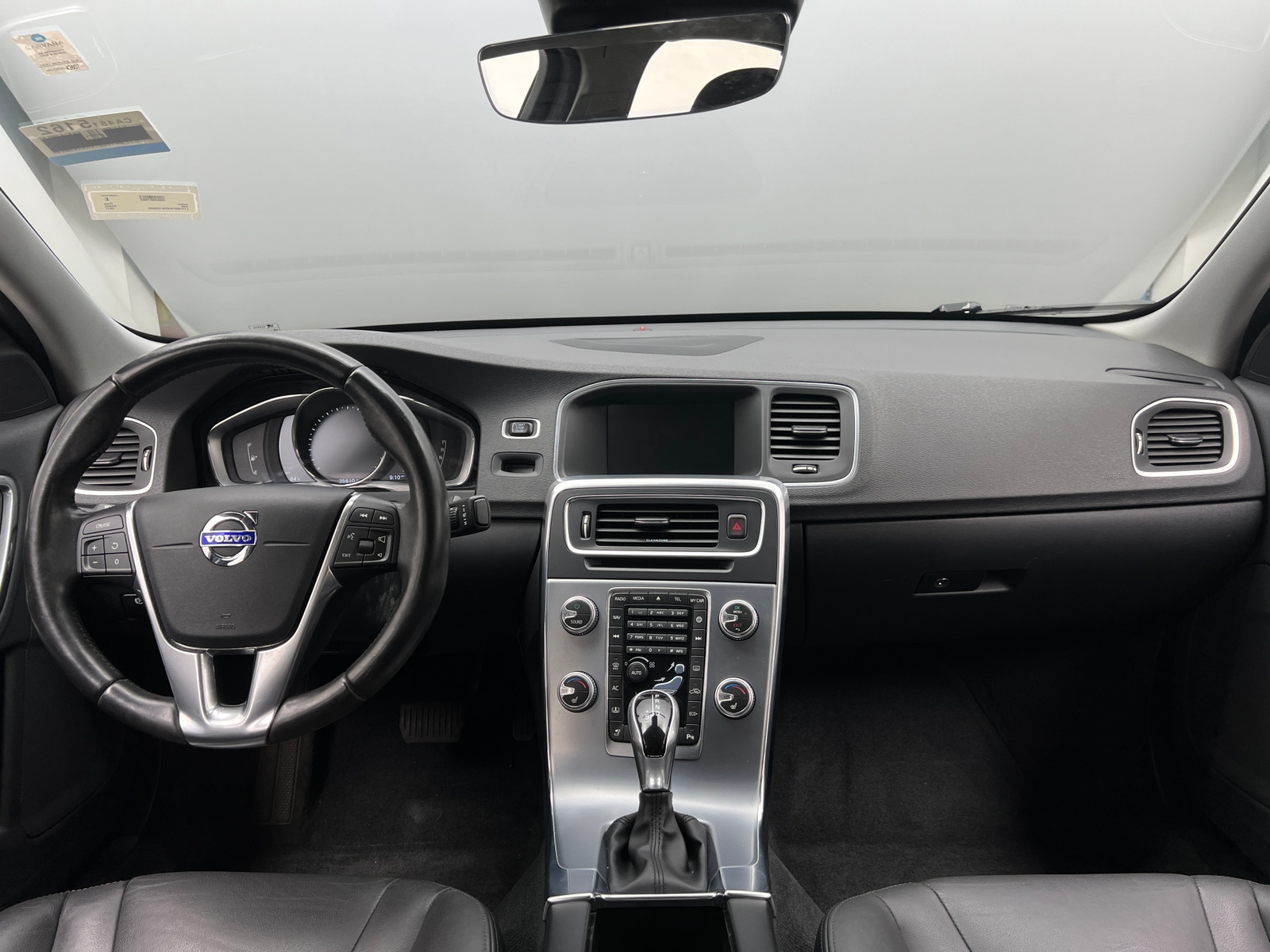 Thumbnail: 2017 Volvo S60 - 2