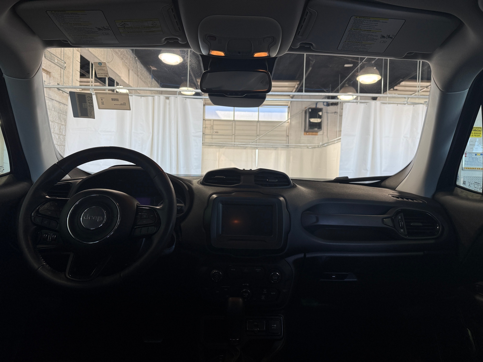 Thumbnail: 2020 Jeep Renegade - 3
