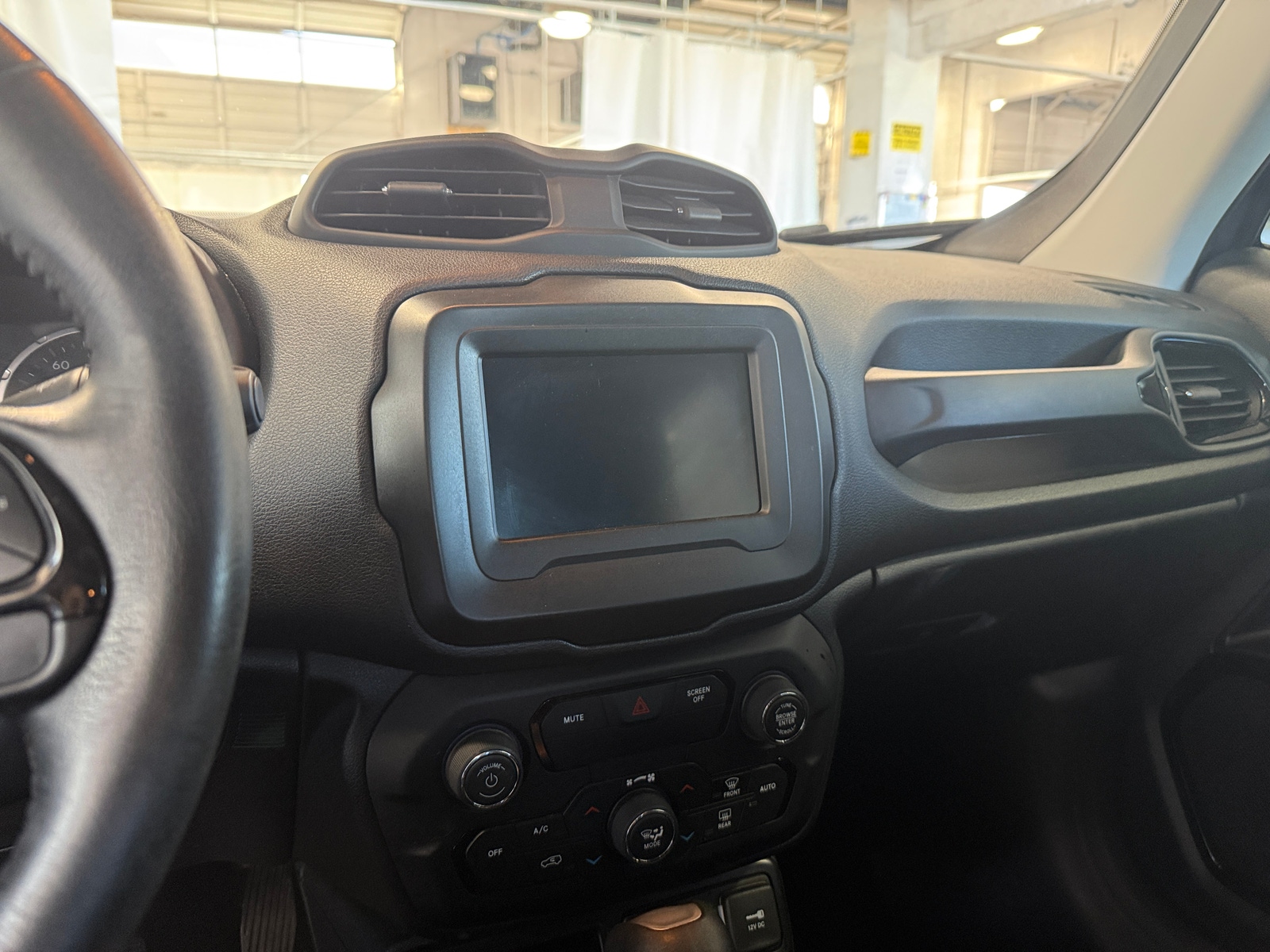 Thumbnail: 2020 Jeep Renegade - 4