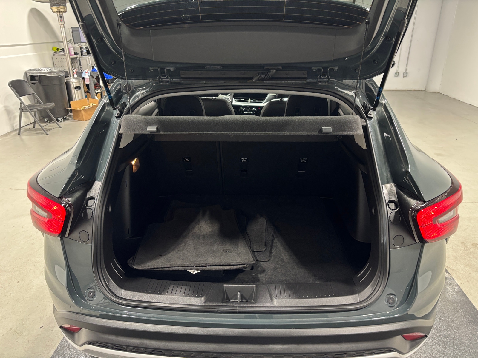 Thumbnail: 2025 Chevrolet Trax - 7