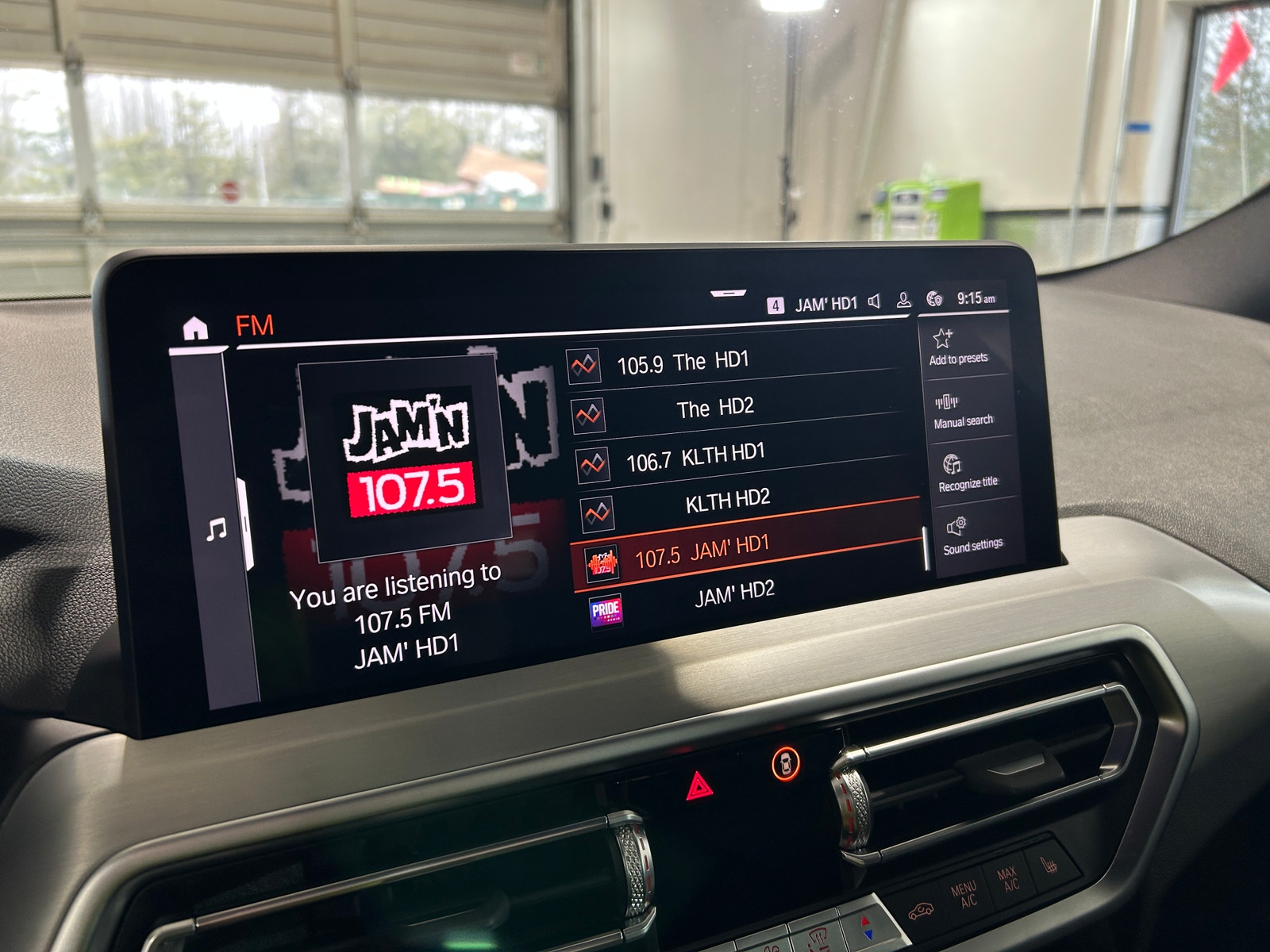 Thumbnail: 2025 BMW X4 - 3