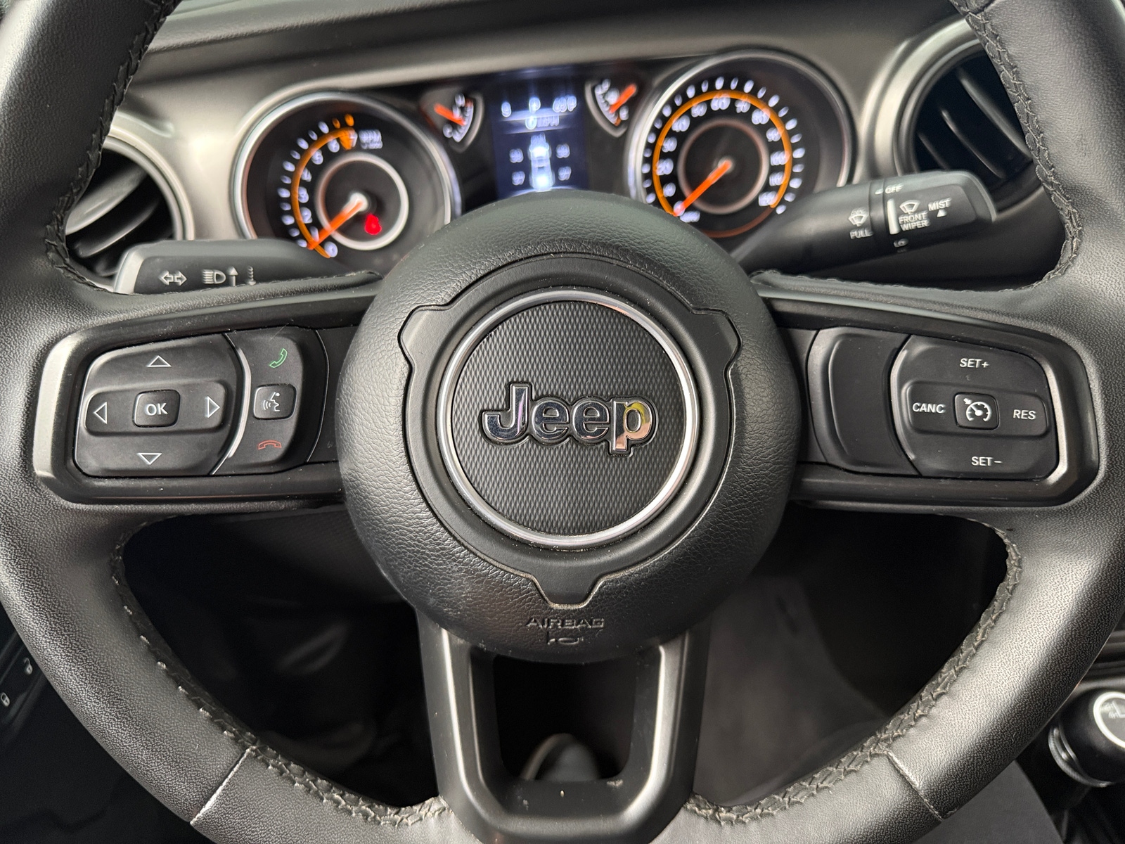 Thumbnail: 2023 Jeep Gladiator - 5