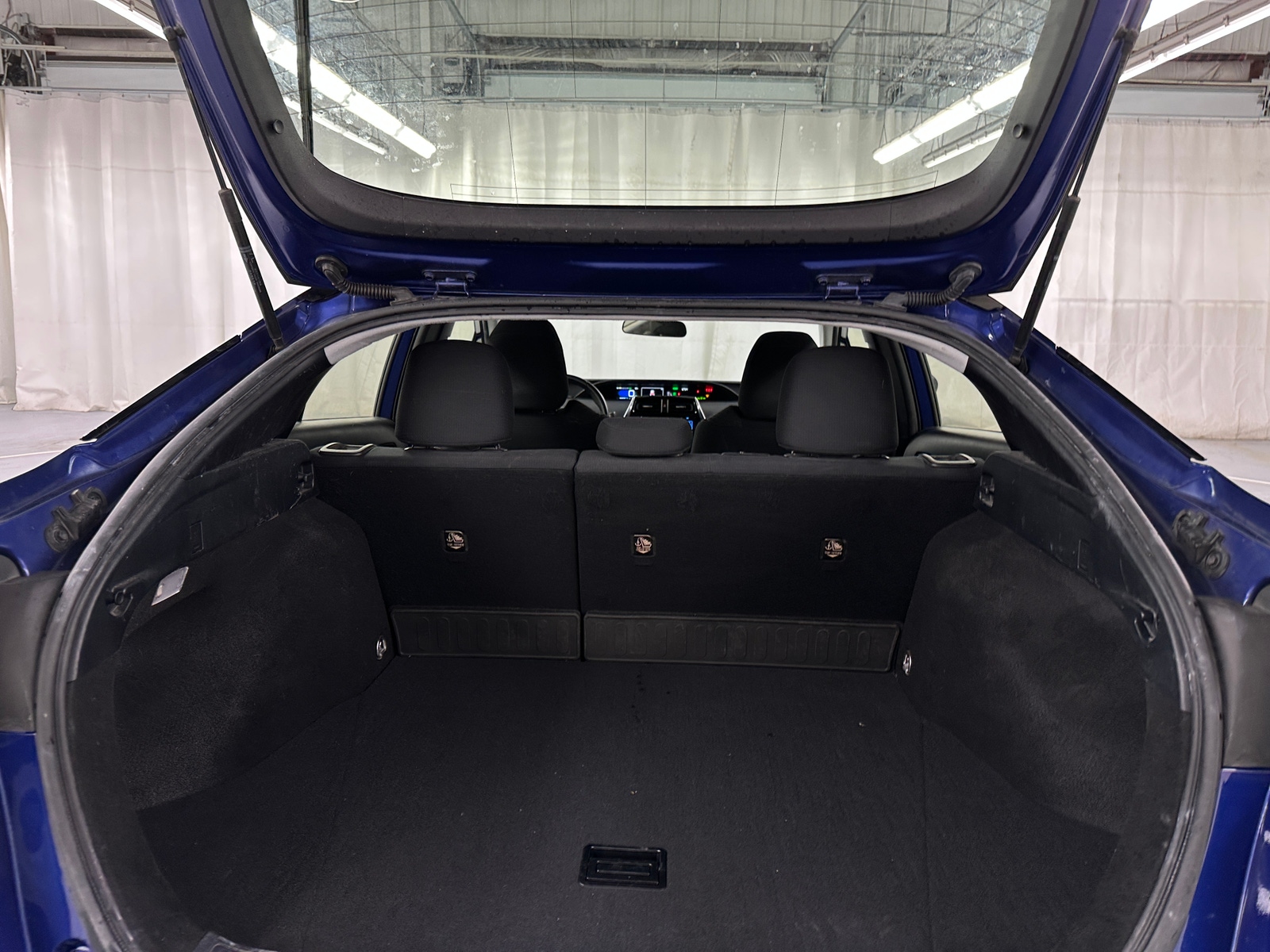 Thumbnail: 2017 Toyota Prius - 7