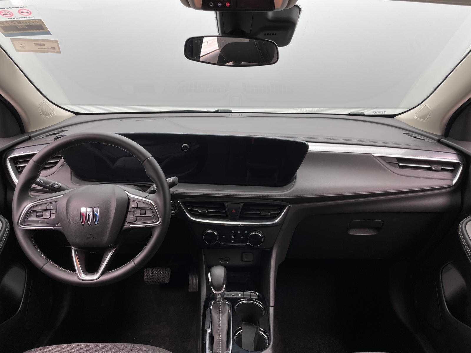 Thumbnail: 2025 Buick Encore GX - 3