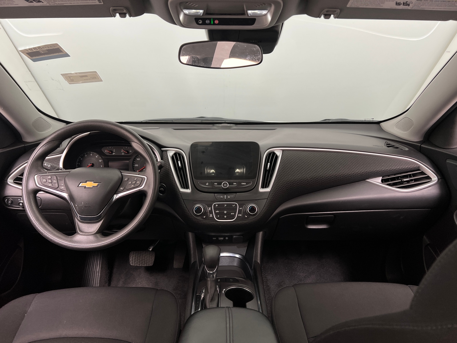 Thumbnail: 2024 Chevrolet Malibu - 3