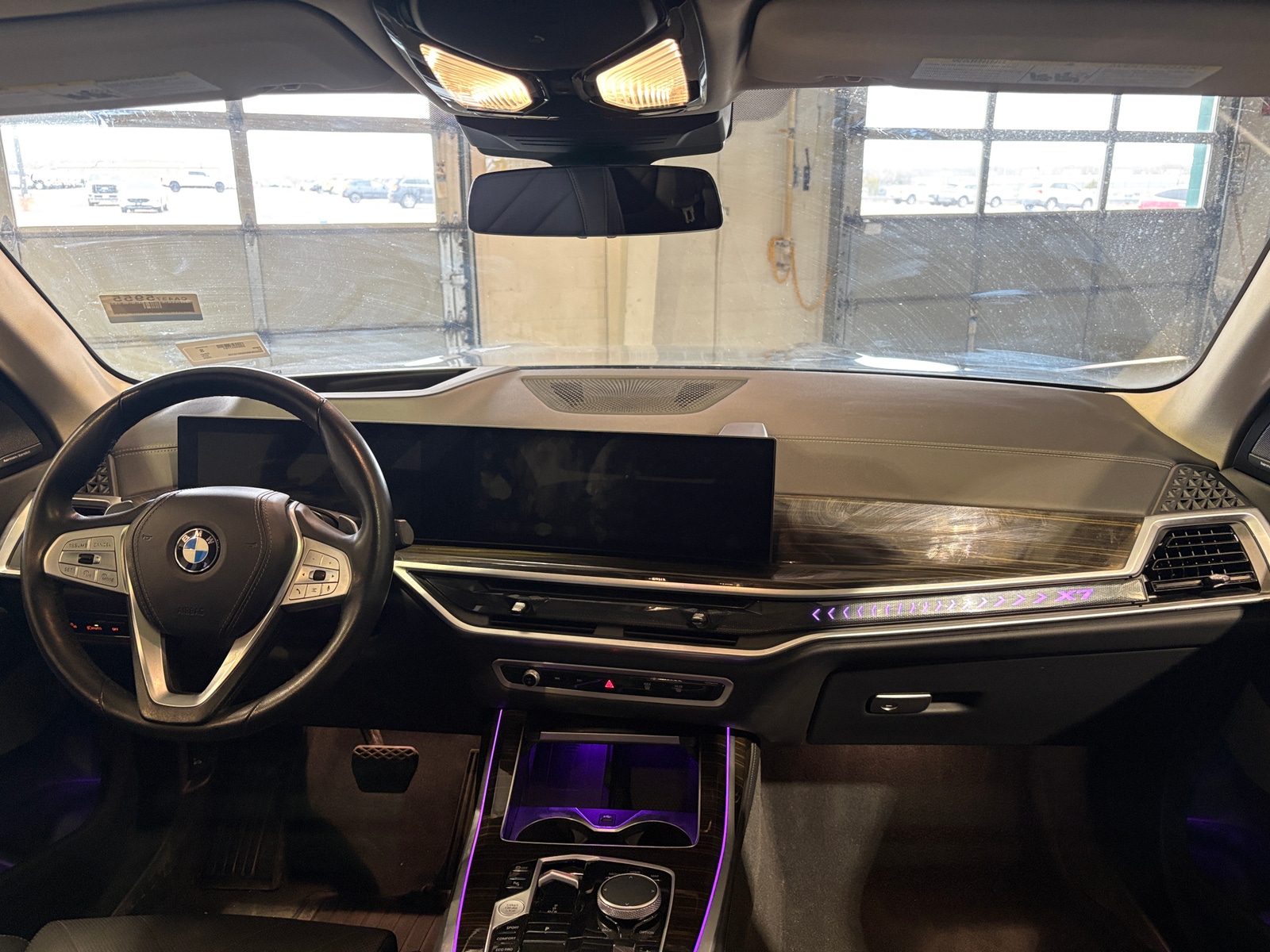 Thumbnail: 2025 BMW X7 - 2