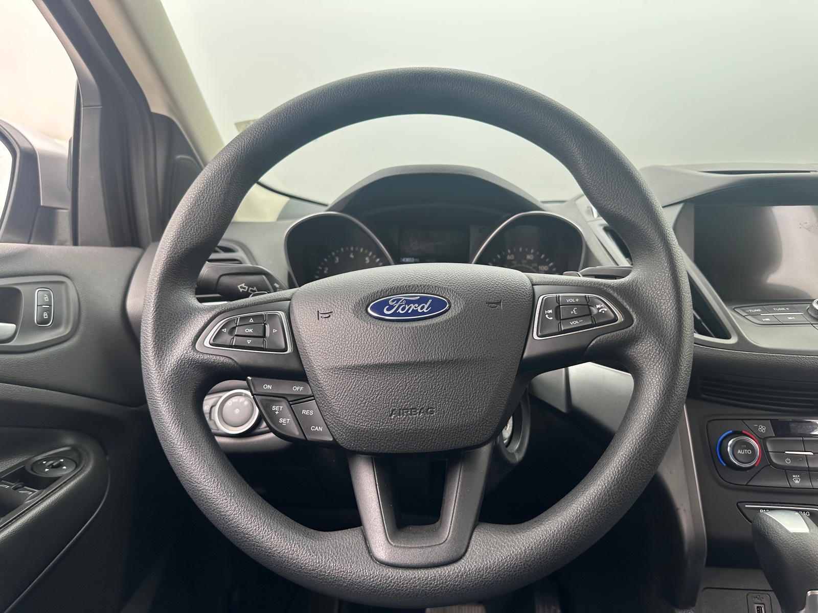 Thumbnail: 2017 Ford Escape - 5