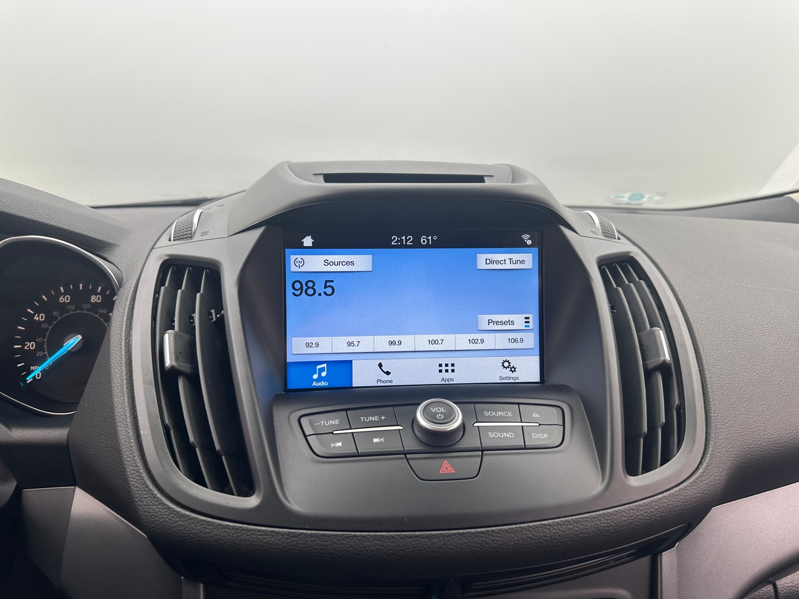 Thumbnail: 2017 Ford Escape - 4