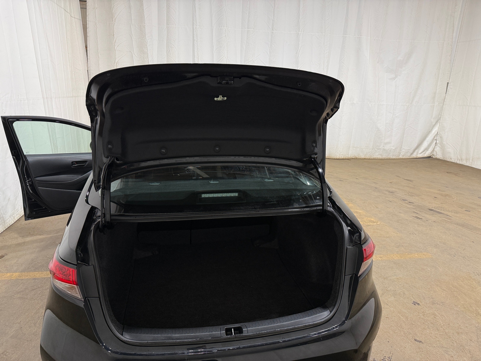 Thumbnail: 2025 Toyota Corolla - 7