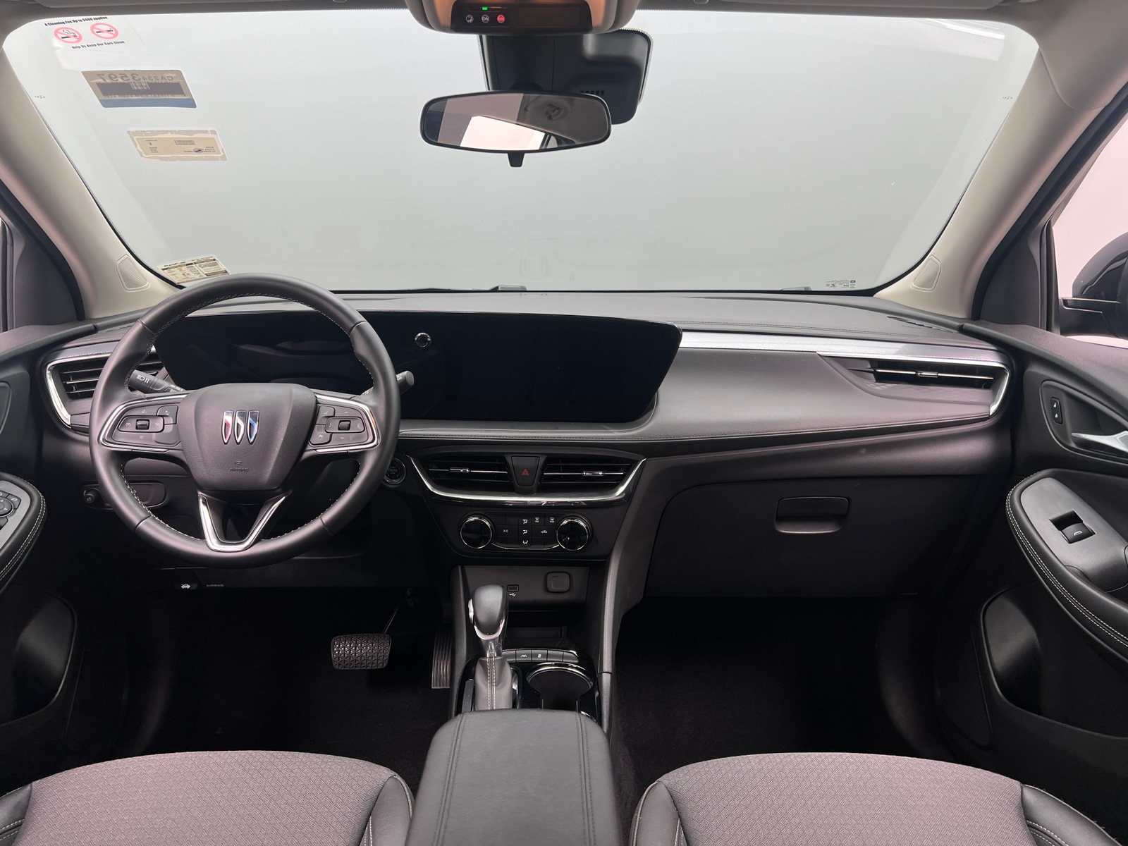 Thumbnail: 2025 Buick Encore GX - 3