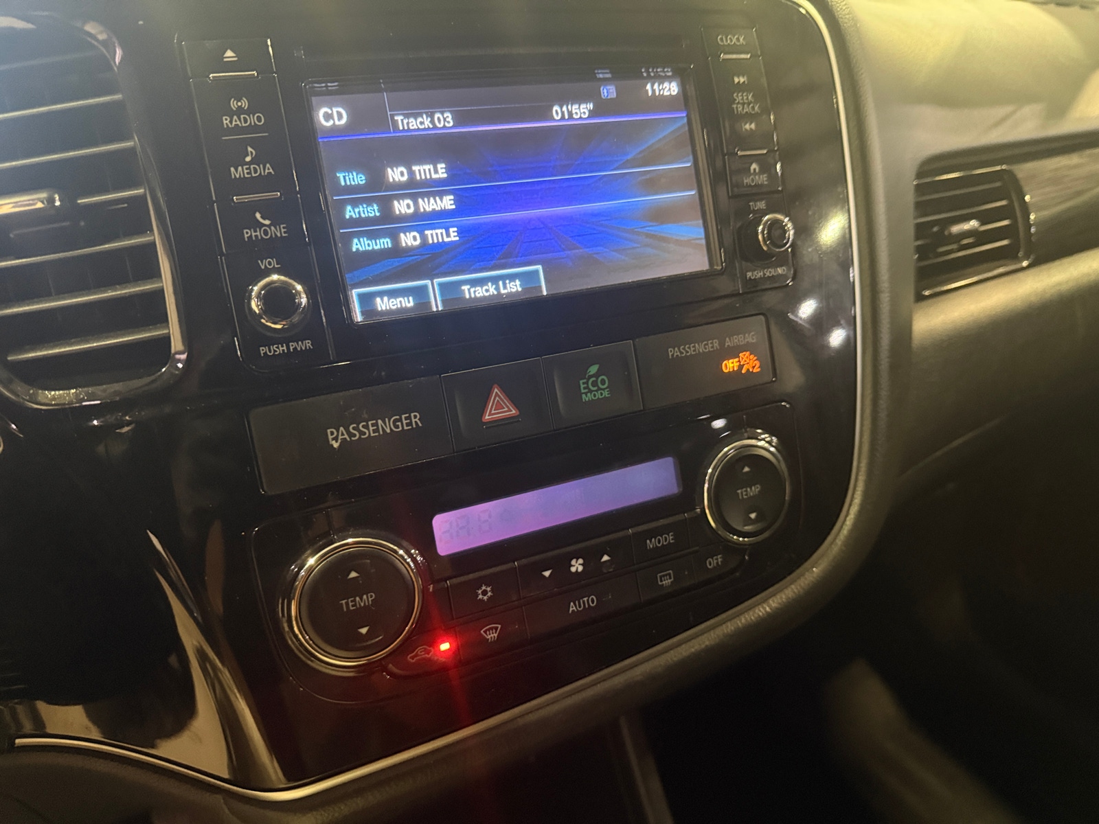 Thumbnail: 2016 Mitsubishi Outlander - 4