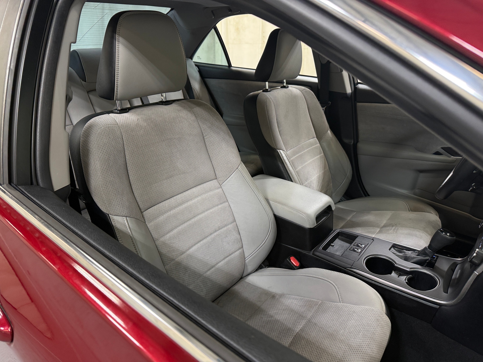 Thumbnail: 2016 Toyota Camry - 2