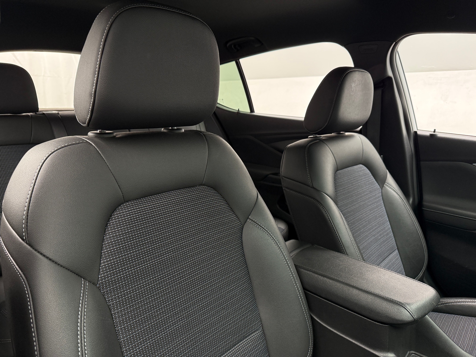 Thumbnail: 2025 Buick Envista - 2