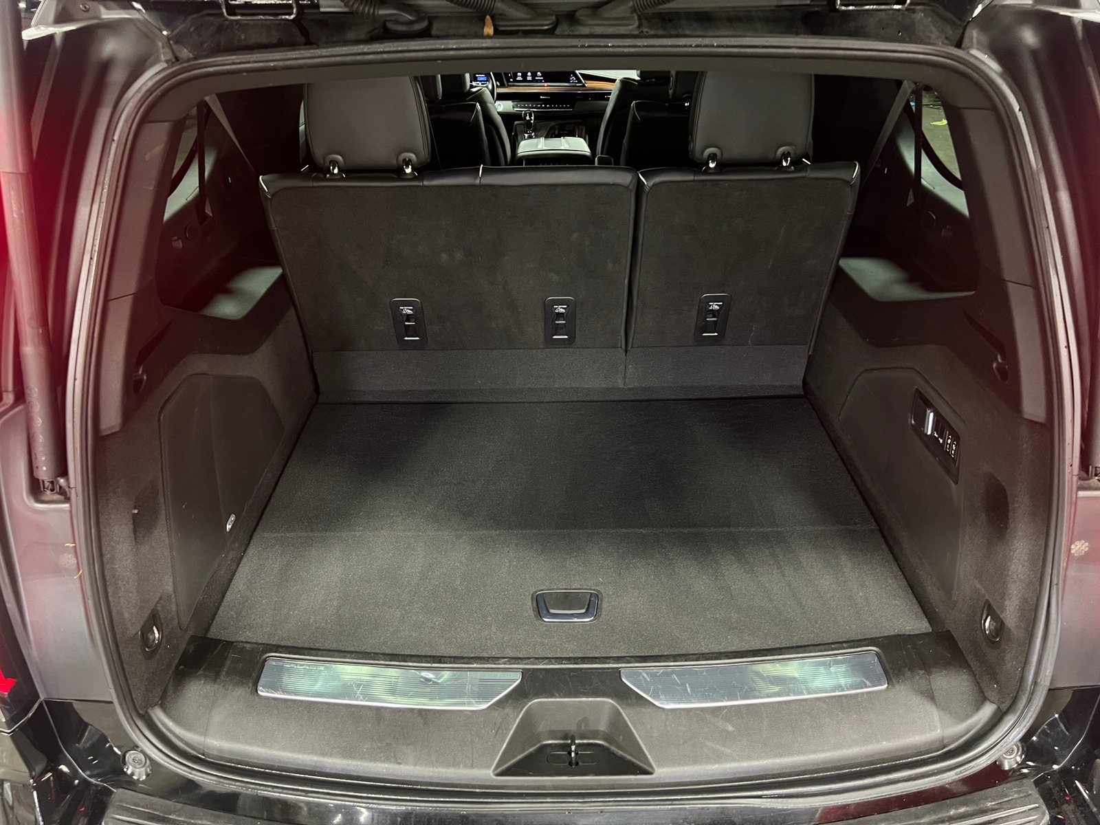 Thumbnail: 2023 Cadillac Escalade - 6