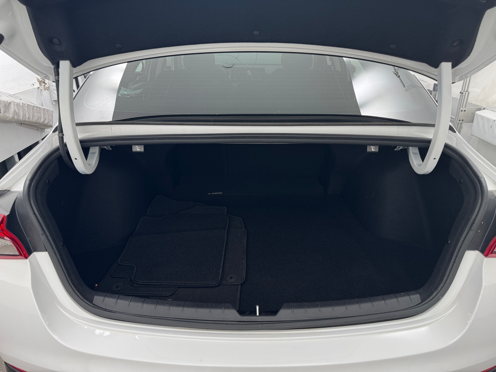 Thumbnail: 2022 Kia K5 - 7