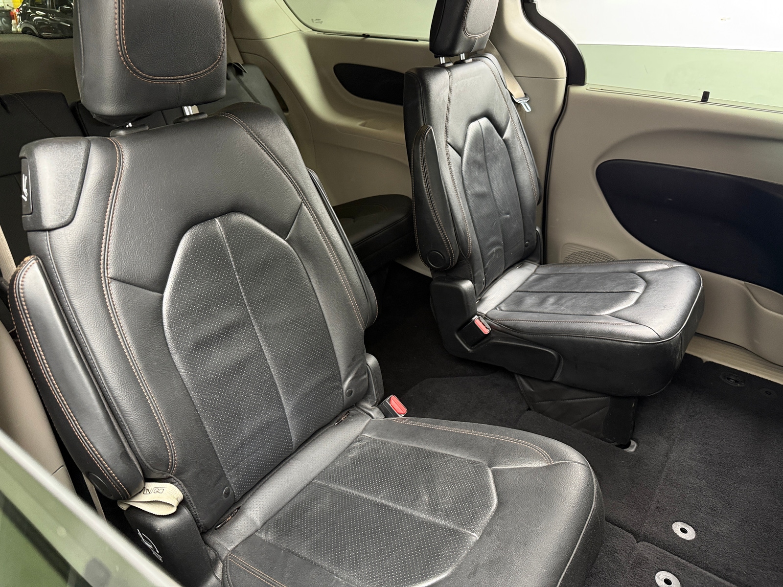 Thumbnail: 2020 Chrysler Pacifica - 5