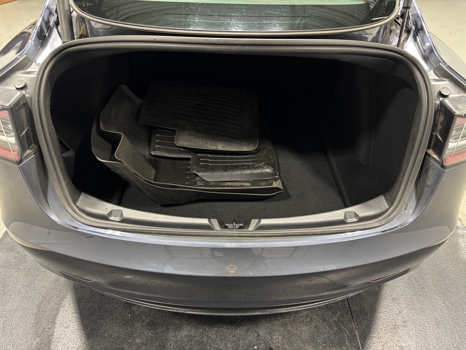 Thumbnail: 2023 Tesla Model 3 - 6