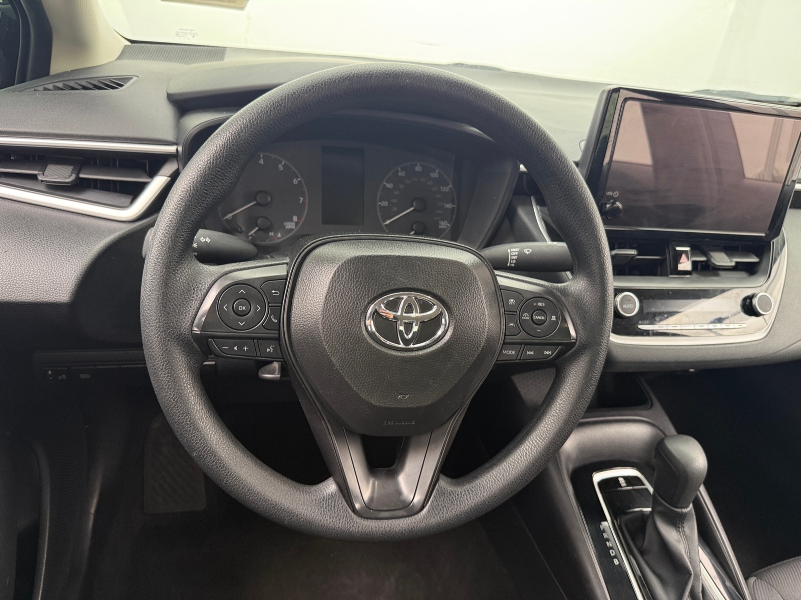 Thumbnail: 2025 Toyota Corolla - 5