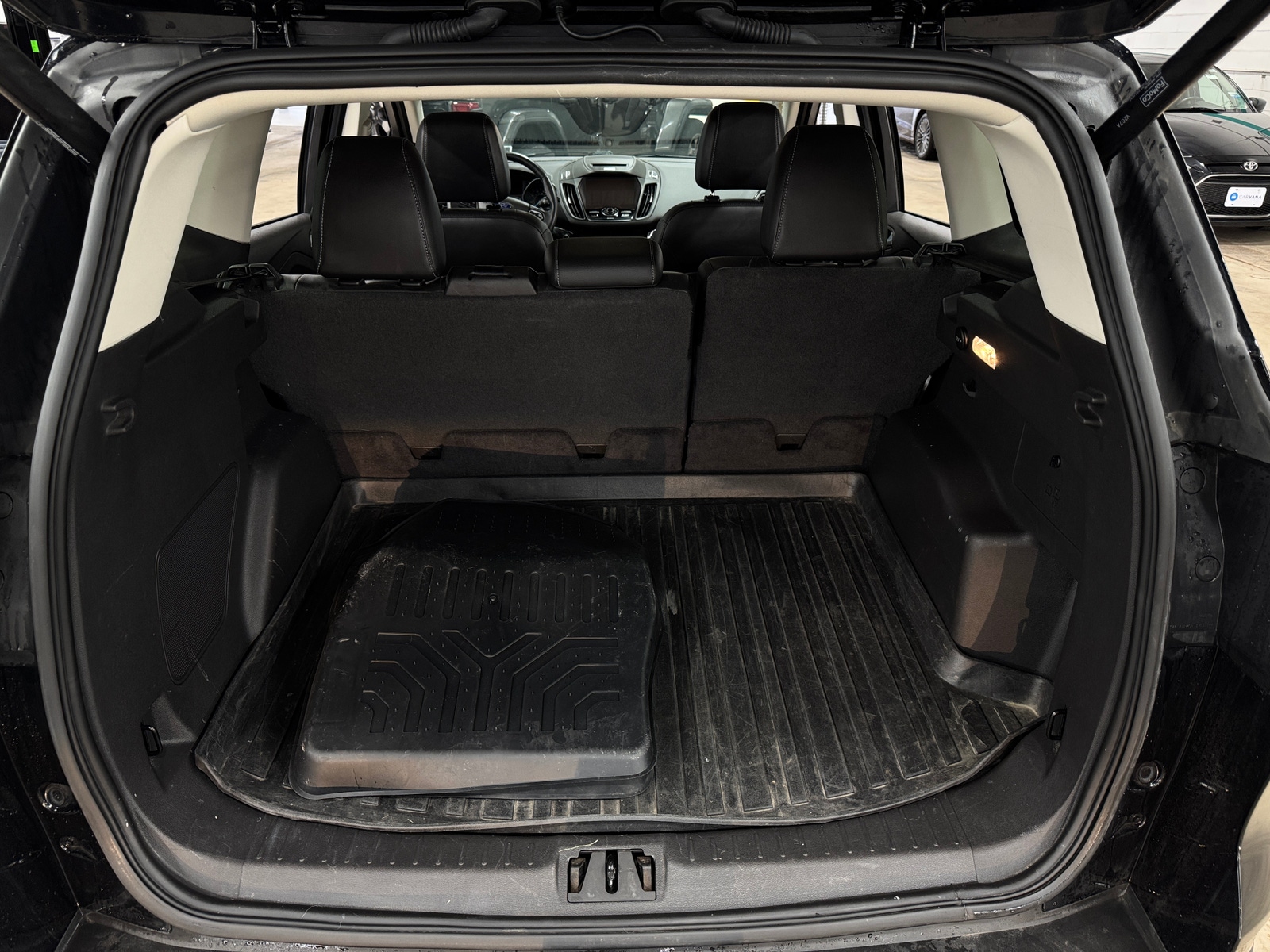 Thumbnail: 2017 Ford Escape - 6