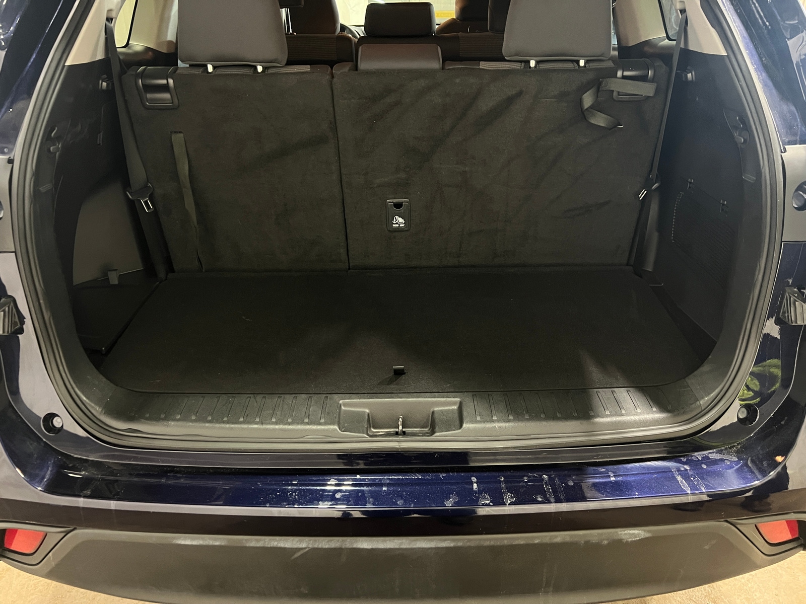 Thumbnail: 2025 Toyota Highlander - 7