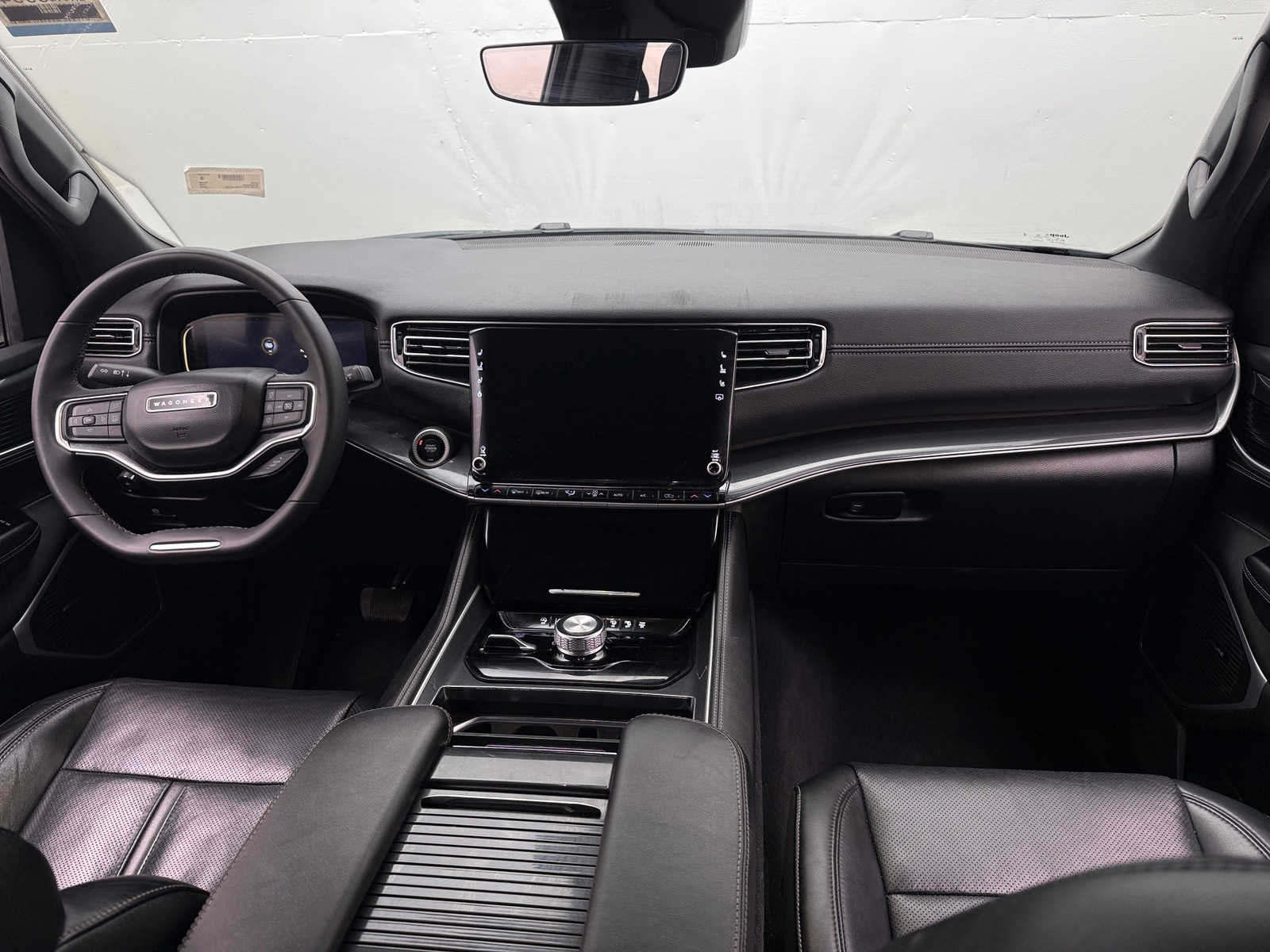 Thumbnail: 2023 Jeep Wagoneer - 2