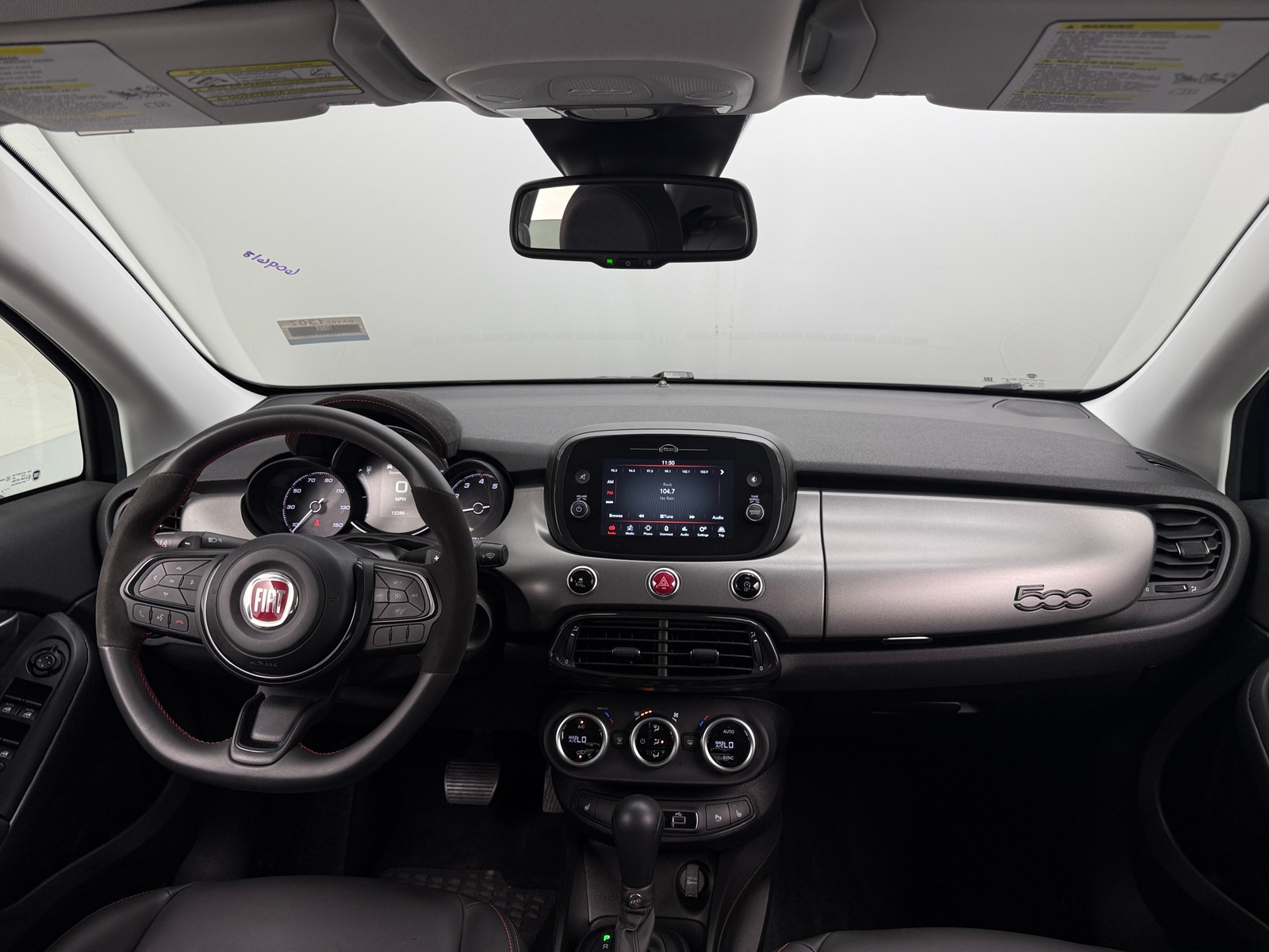 Thumbnail: 2023 Fiat 500X - 3