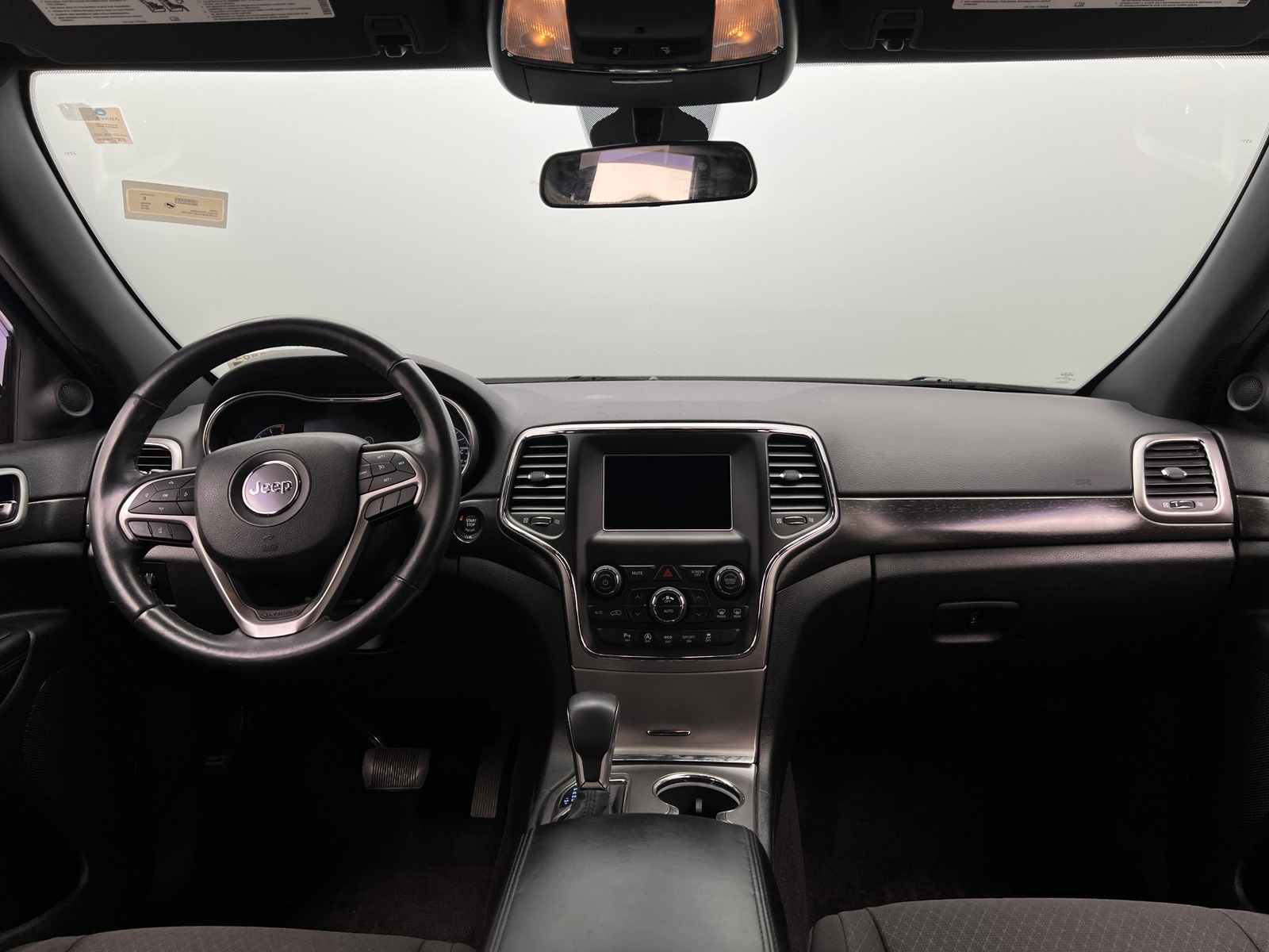 Thumbnail: 2018 Jeep Grand Cherokee - 3