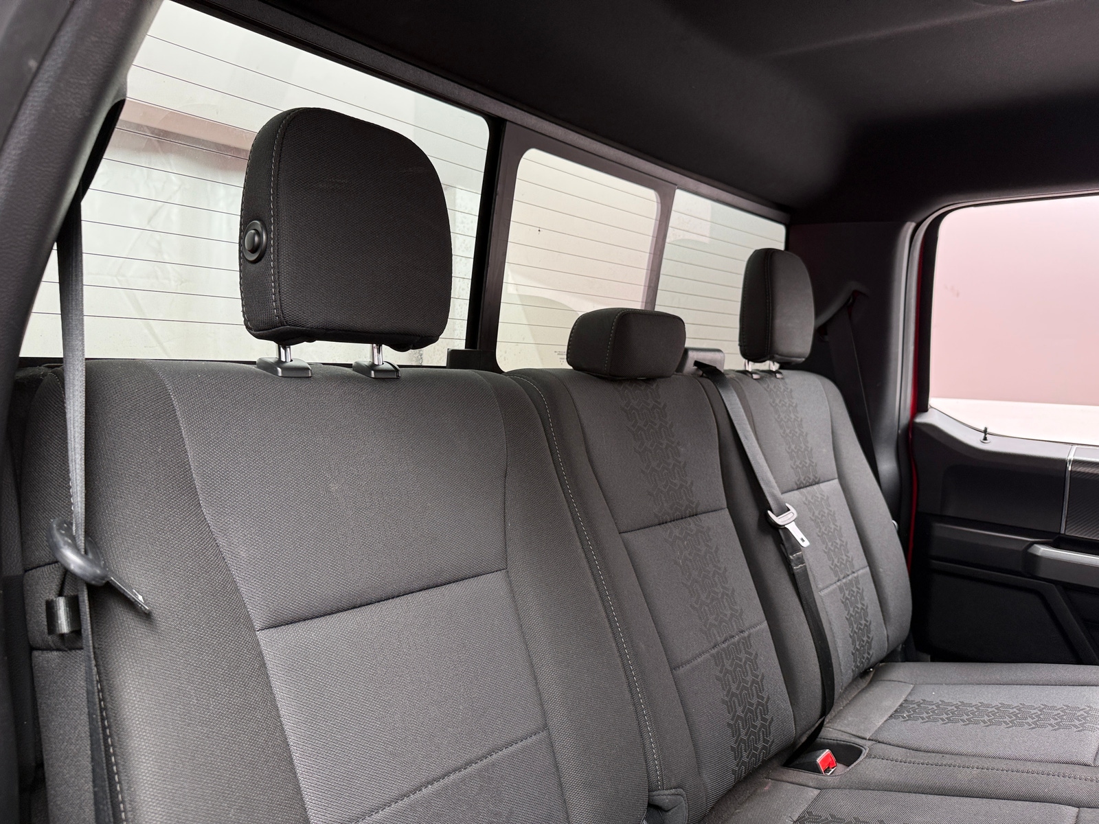 Thumbnail: 2018 Ford Econoline - 6