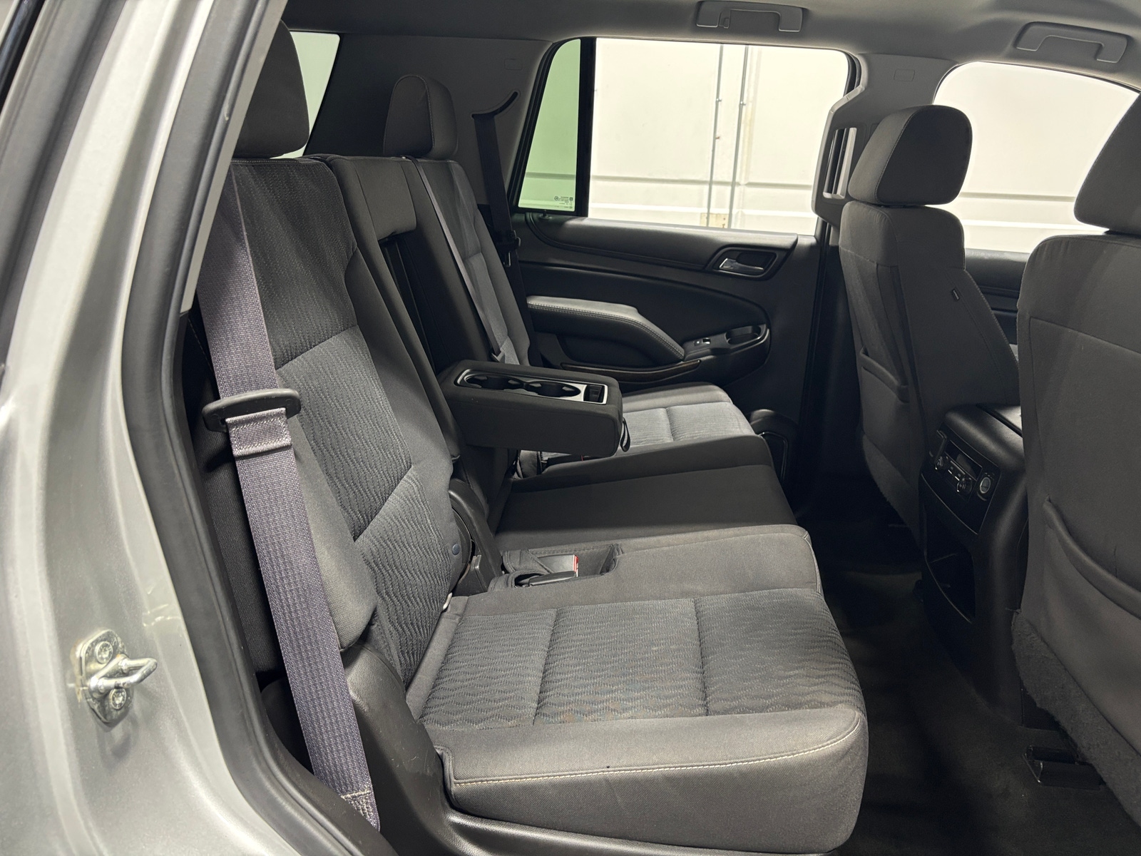 Thumbnail: 2017 Chevrolet Tahoe - 6