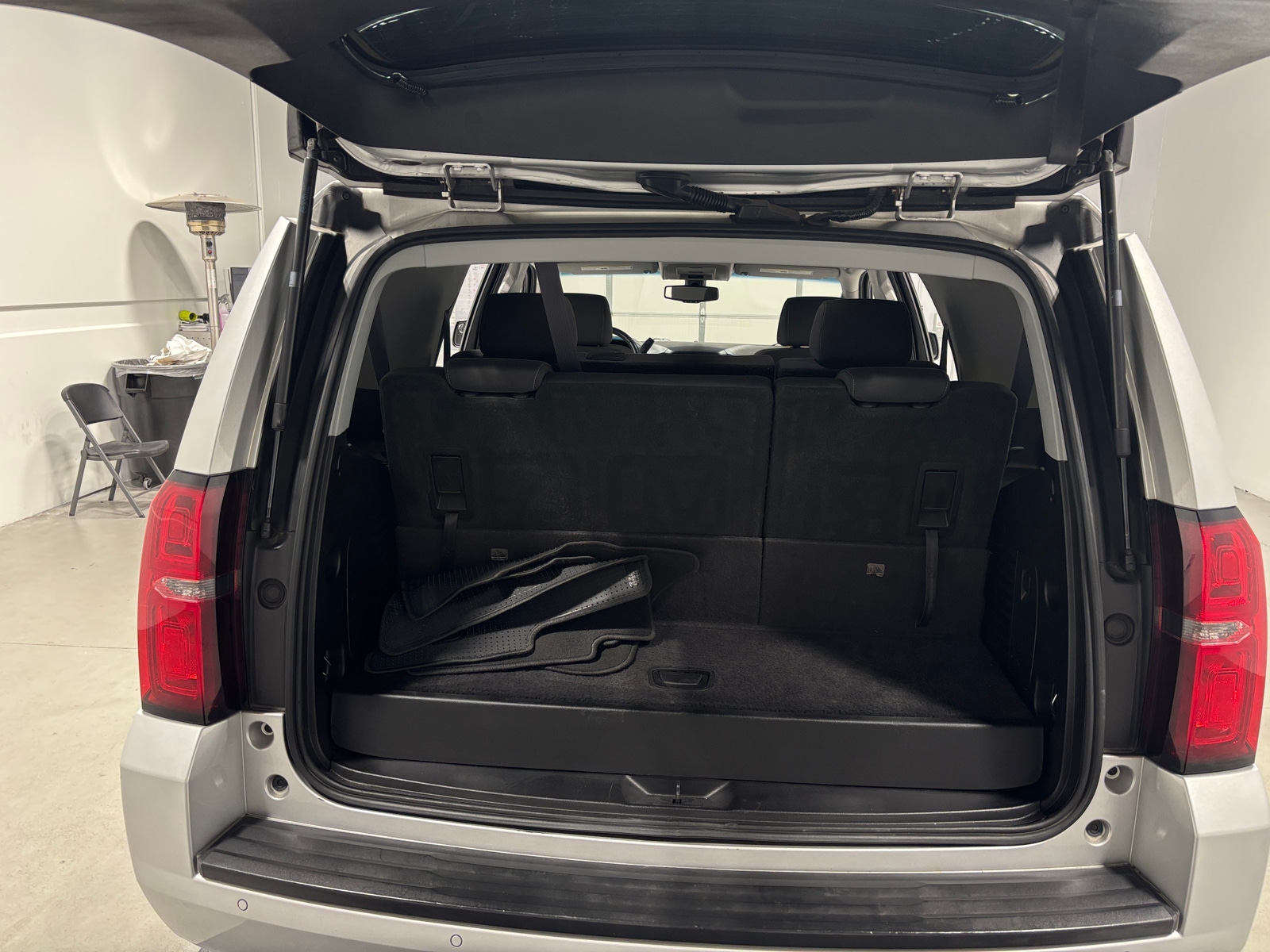 Thumbnail: 2017 Chevrolet Tahoe - 7