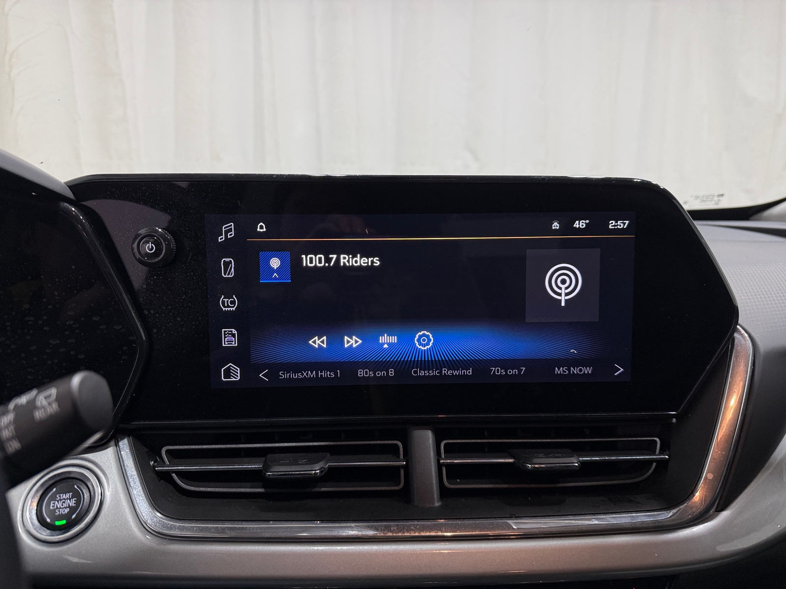 Thumbnail: 2025 Chevrolet Trax - 4