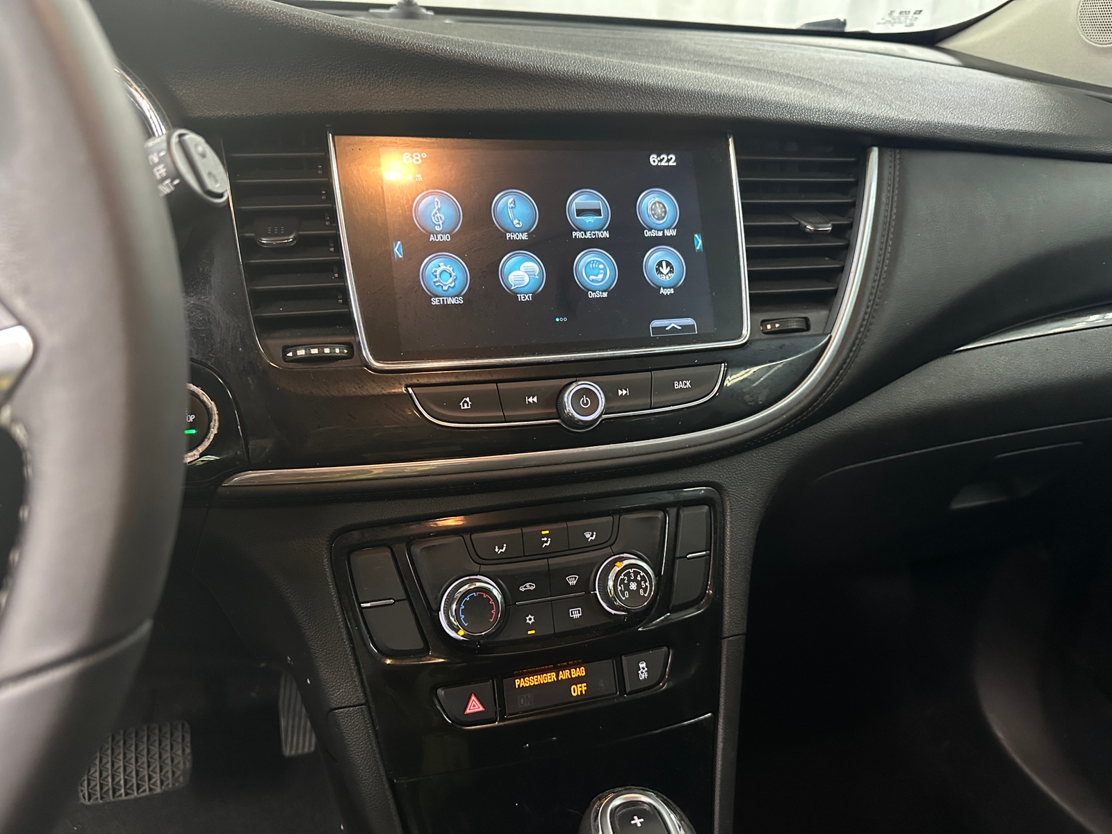 Thumbnail: 2019 Buick Encore - 4